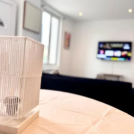 Cocon Moderne 2026 - Fibre - Parking Devant La Porte - Paisible *