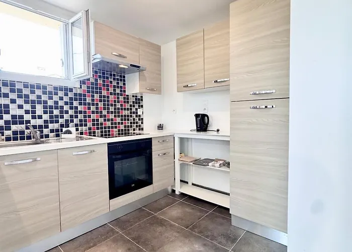 Cosy - Lumineux - Parking Devant - Fibre アパート *
