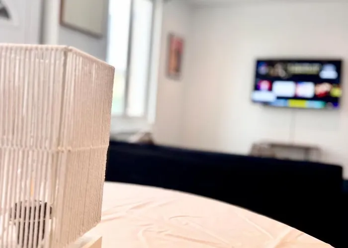 Cosy - Lumineux - Parking Devant - Fibre *